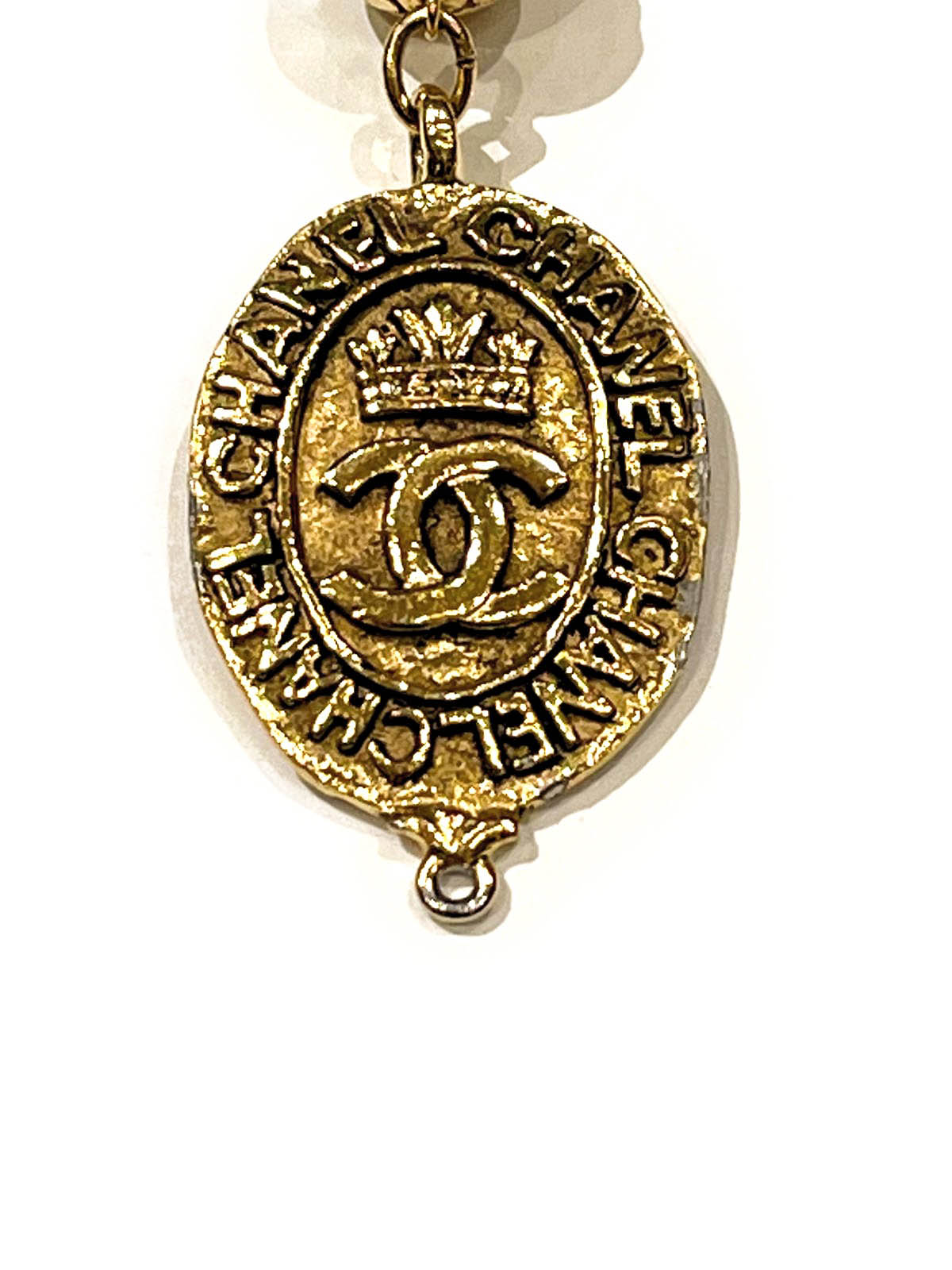 Chanel Gold-Tone Vintage Necklace - Image 3