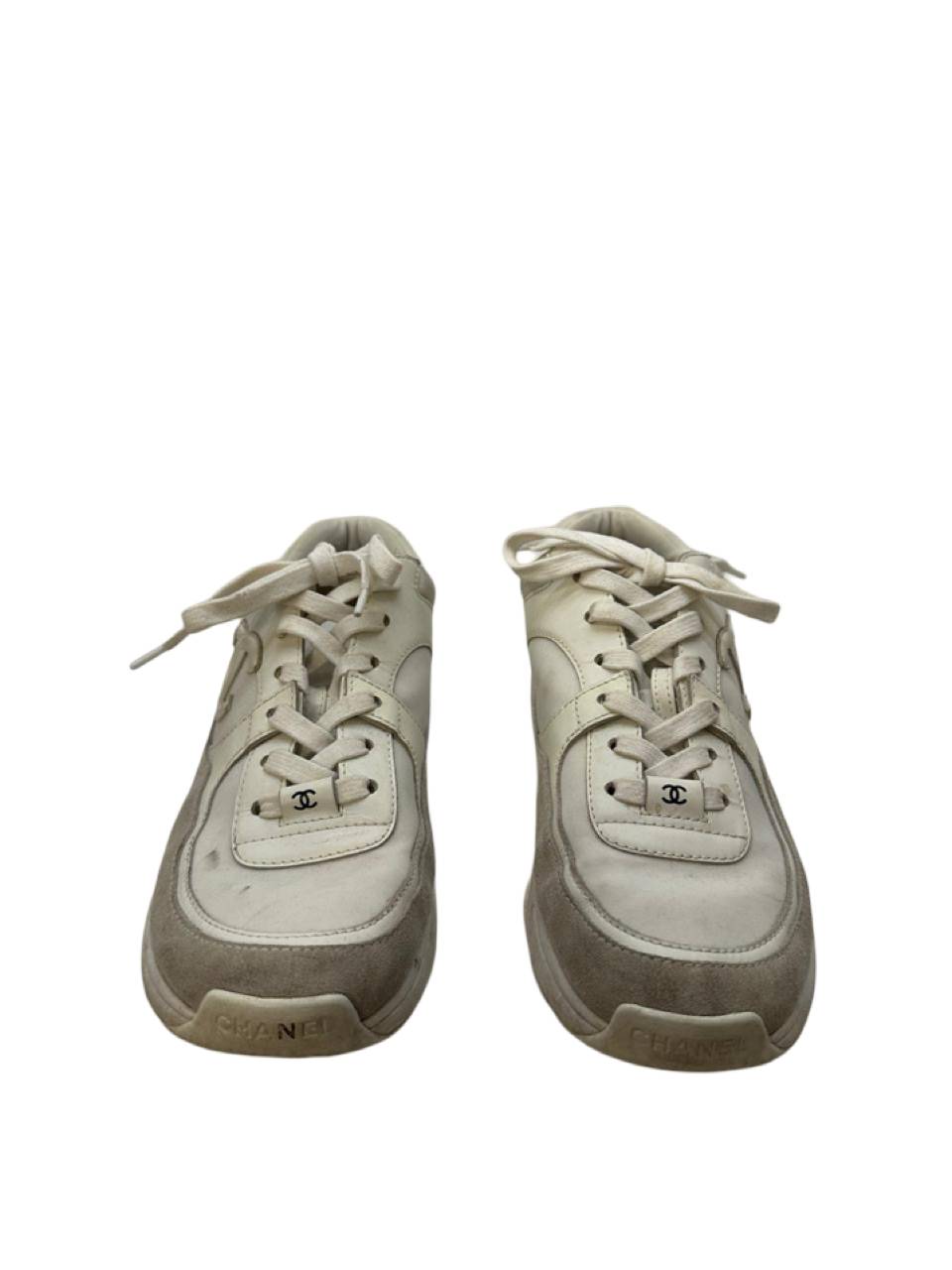 Chanel White Leather CC Logo Sneakers - Image 2