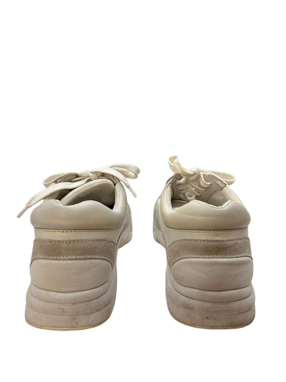 Chanel White Leather CC Logo Sneakers - Image 4